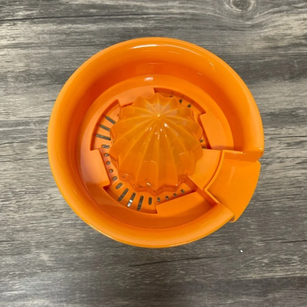 Vintage Style Citrus Juicer Manual Orange Reamer Clear‎ Glass Jar Spout